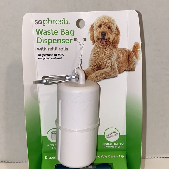 Dog poop bag dispenser with 2 rolls of bags - Picture 3 of 4